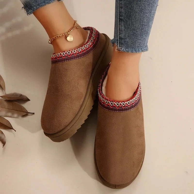 Chalet Comfort Fleece Clogs - Image 15