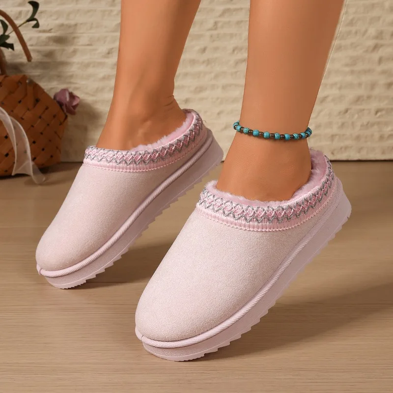 Chalet Comfort Fleece Clogs - Image 4