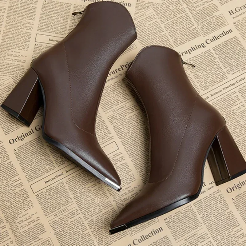 Elongated Point Block Heel Boots - Image 3