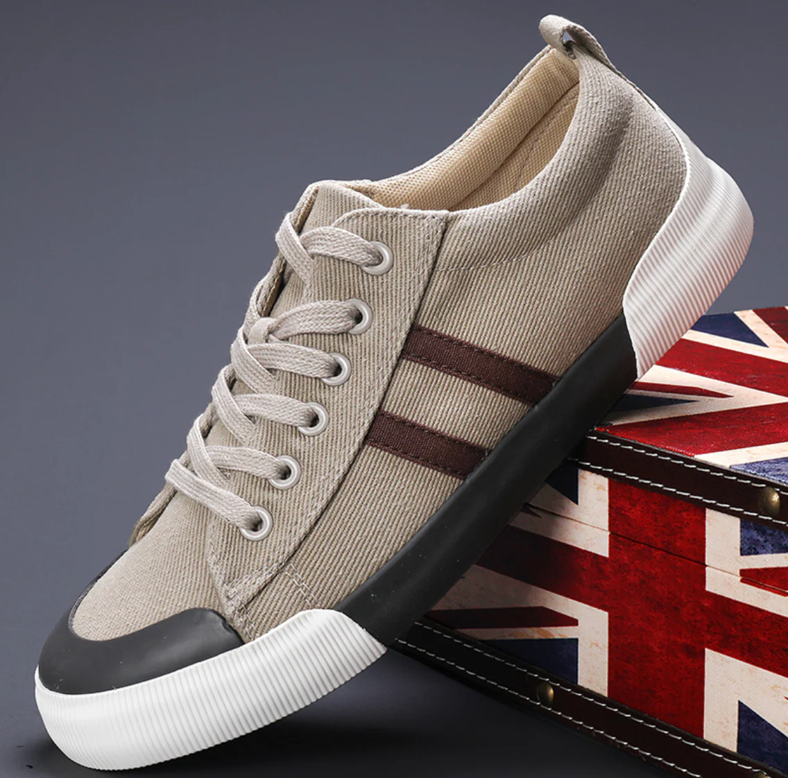 The Lexington Canvas Trainer - Image 4