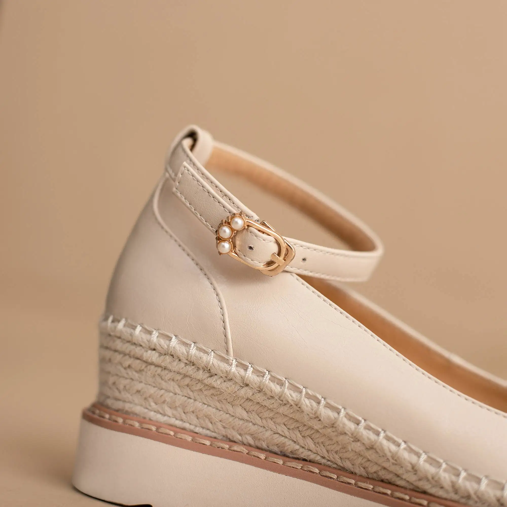 Victoria Braided Pump - Image 8